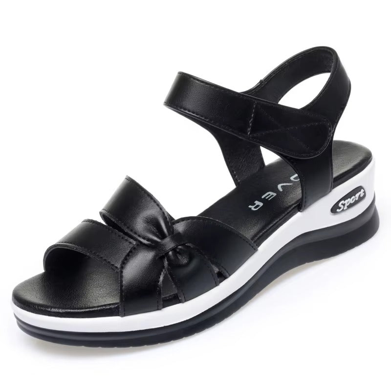 Trendy Buckle Flat Sole Outdoor Versatile