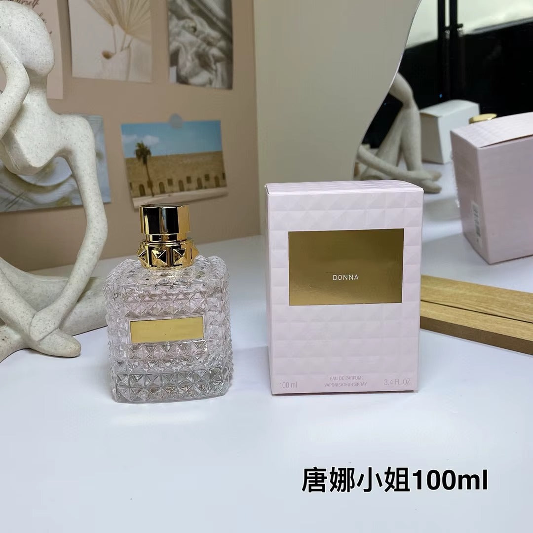 Lasting Fragrance Charming Lady Body Spray Men & Women's Perfumes