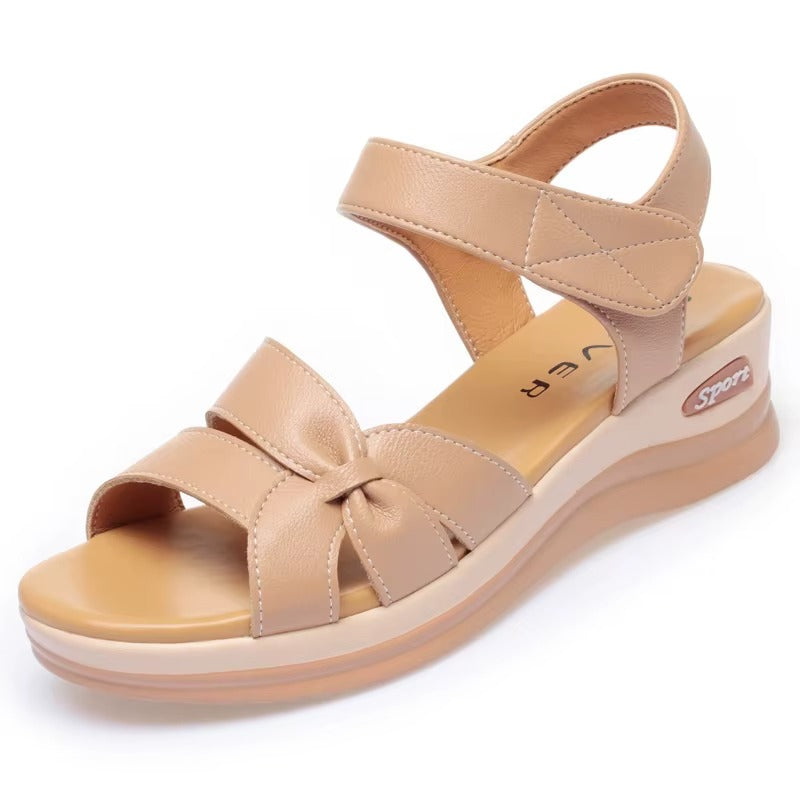 Trendy Buckle Flat Sole Outdoor Versatile