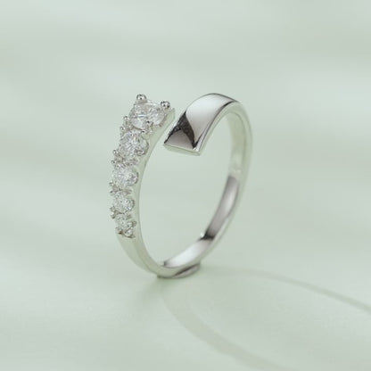 BAMOER 0.7CTTW Moissanite Open Ring