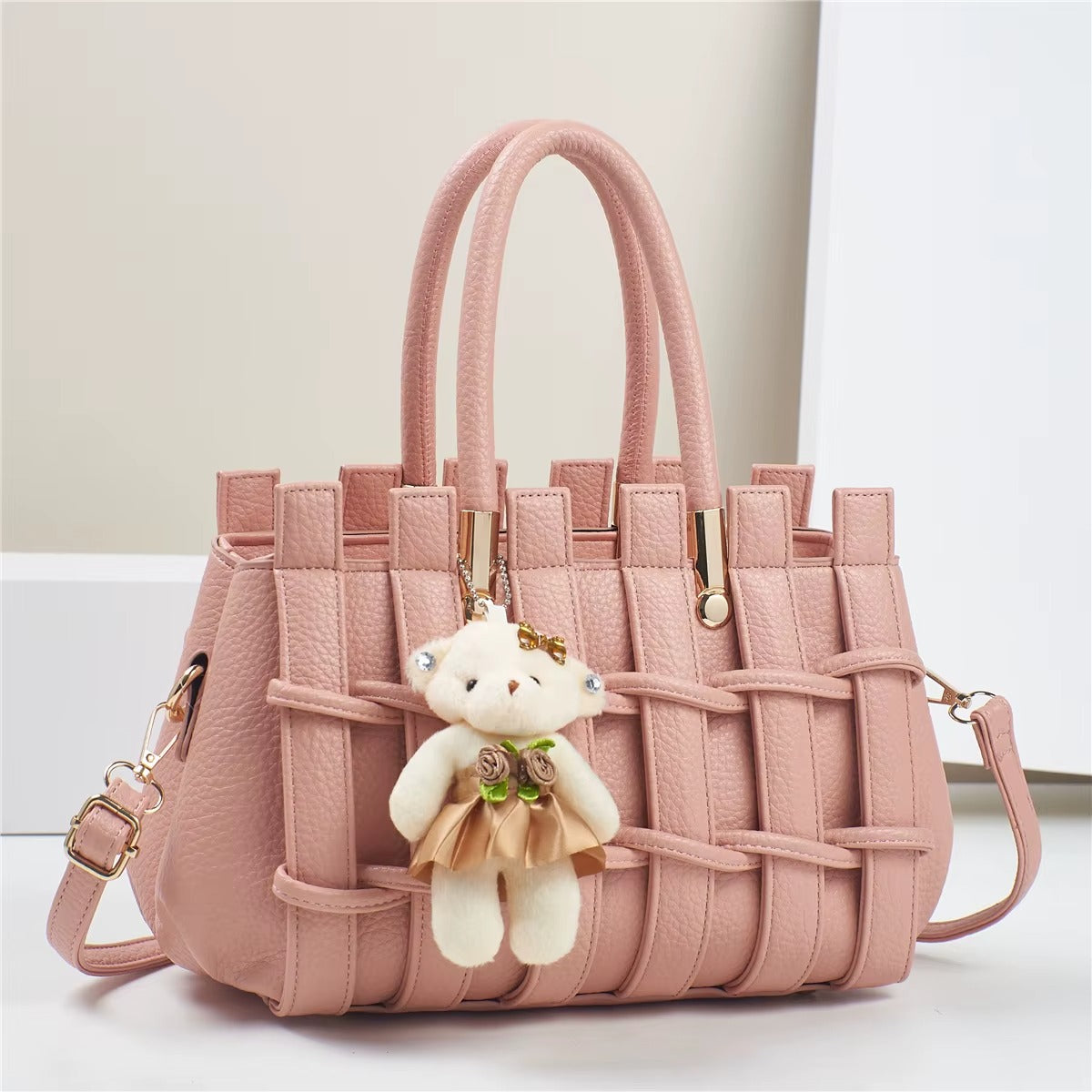 2025 New Large Capacity Scratch resistant Women's Bag